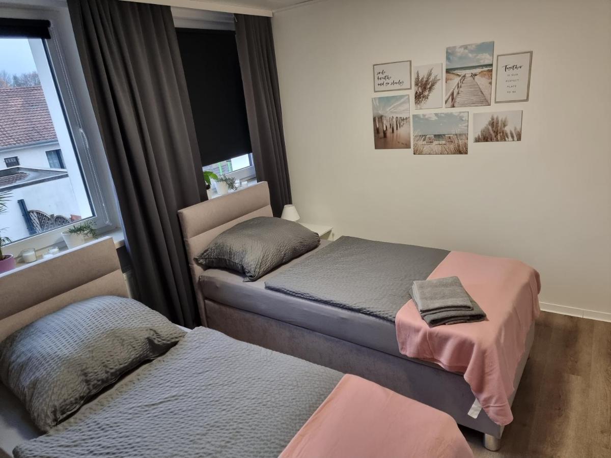 Gaestehaus-Ferienwohnung-Appartement Mit Terrasse - Naehe Kliniken/ Herzzentrum Бад-Эйнхаузен Экстерьер фото