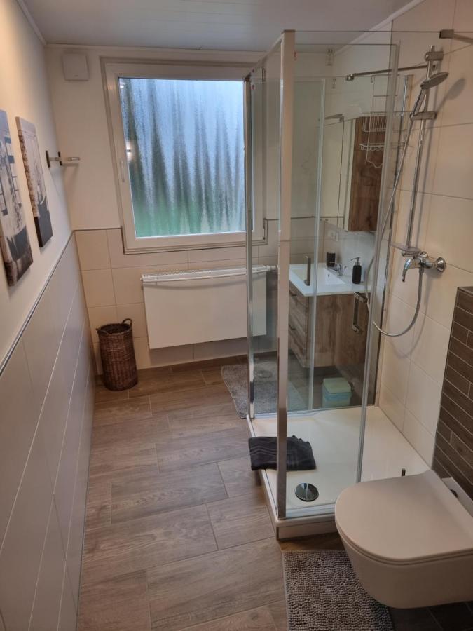 Gaestehaus-Ferienwohnung-Appartement Mit Terrasse - Naehe Kliniken/ Herzzentrum Бад-Эйнхаузен Экстерьер фото