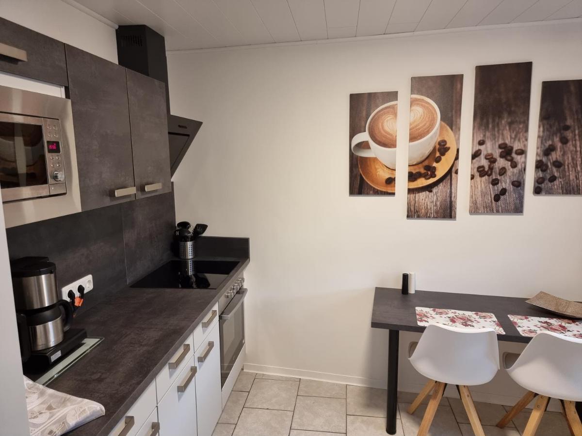Gaestehaus-Ferienwohnung-Appartement Mit Terrasse - Naehe Kliniken/ Herzzentrum Бад-Эйнхаузен Экстерьер фото